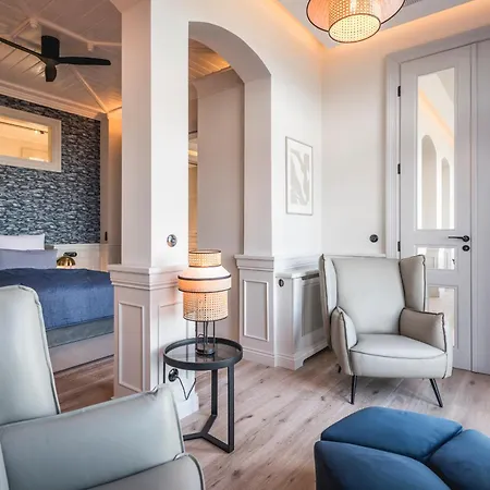 Goldmädchen 93 - House