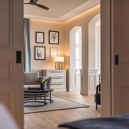 Goldmaedchen 93 - House