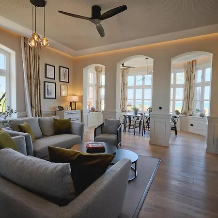 Goldmädchen 93 - House Timmendorfer Strand